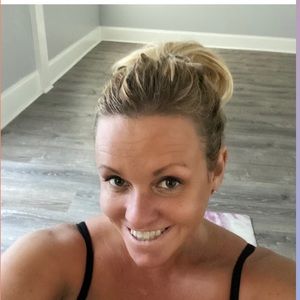 Meet your Posher, Dara